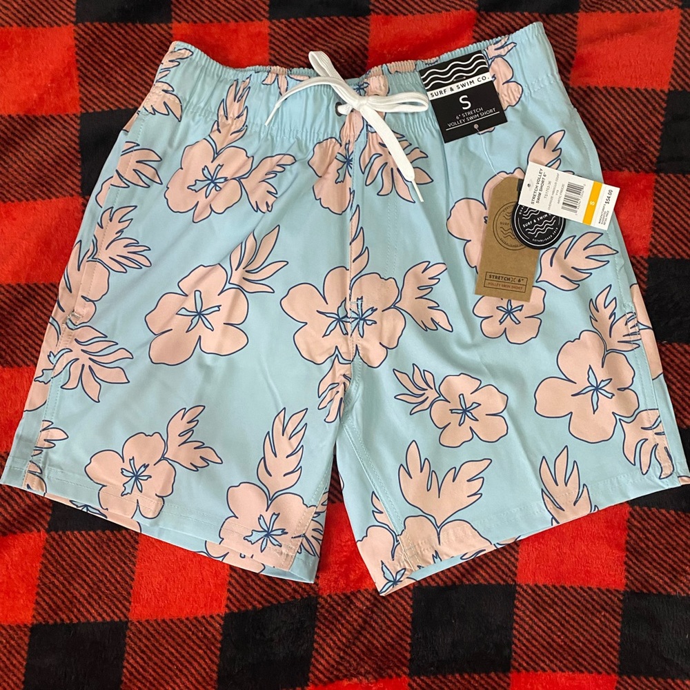 Surf & swim co hibiscus swim trunks